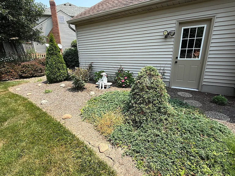 5909 Royal Hill Cir NE — Photo 23