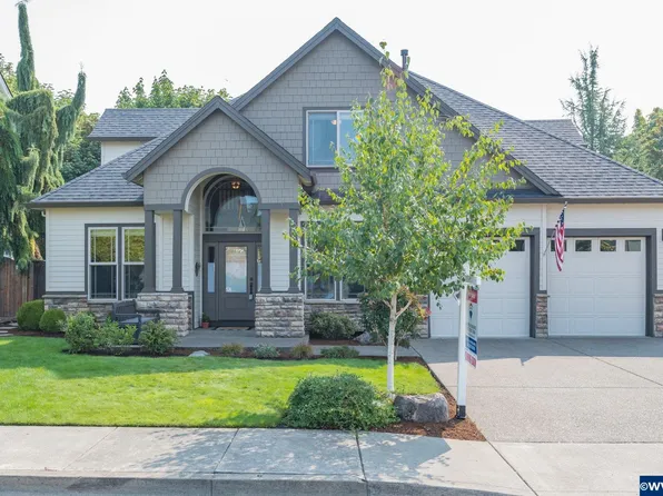 20810 Yosemite St NE, Aurora, OR 97002