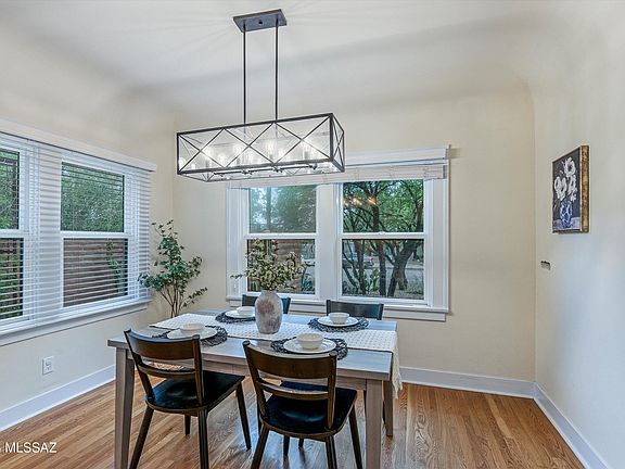 4th image of 2421 E 5th St