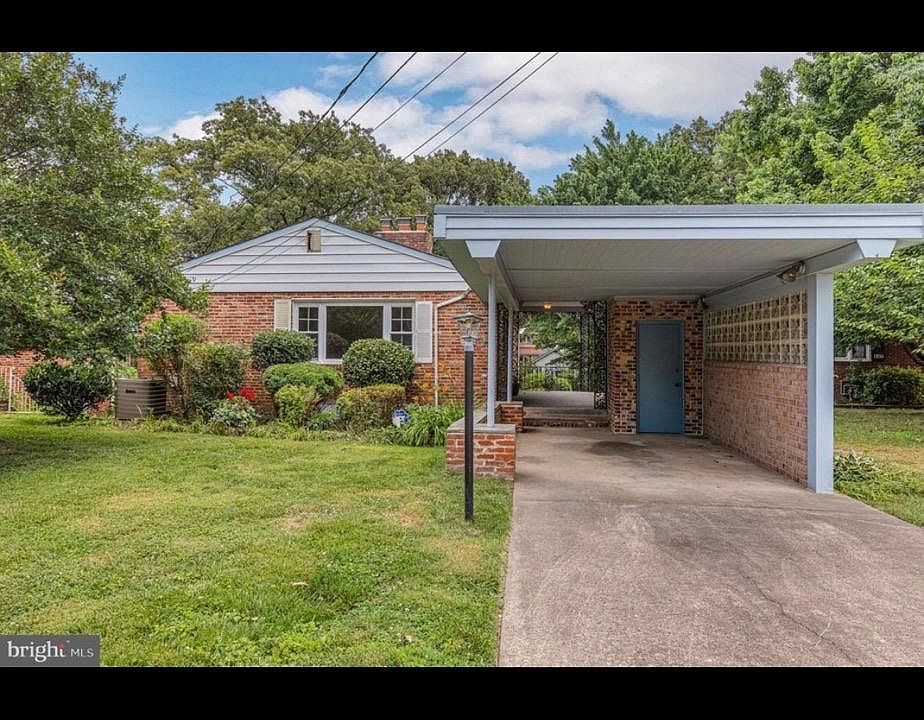 1st image of 155 S Pershing Dr #2