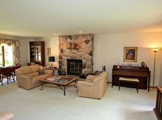 43385 N Scott St, Antioch, IL 60002