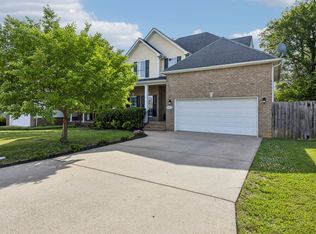2491 Oak Hill Dr, Murfreesboro, TN 37130