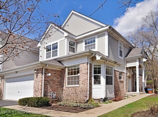 389 Bay Dr, Itasca, IL 60143