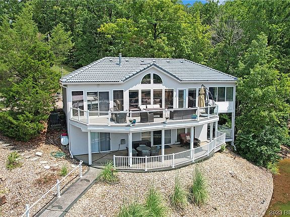 2nd image of 71 Shagbark Dr