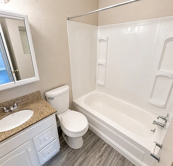 310 Walnut St #A — Photo 7