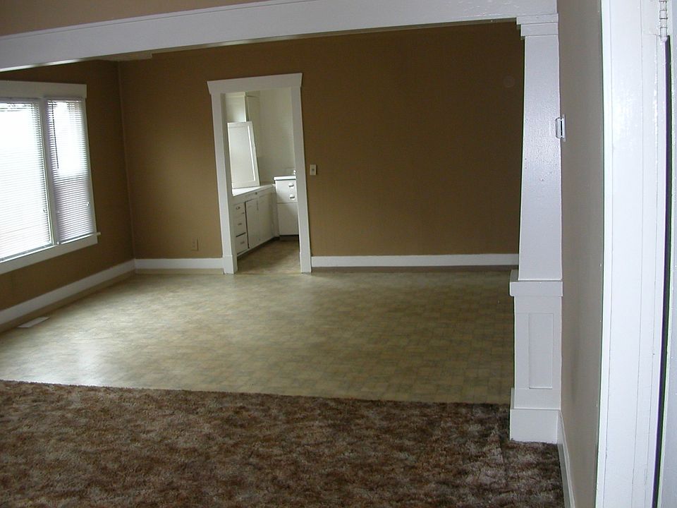 1st image of 1207 S 4th Ave