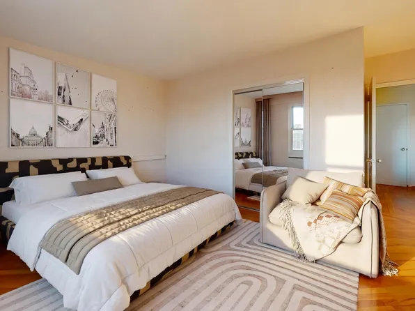 2932 West Fifth Street image 3 of 14