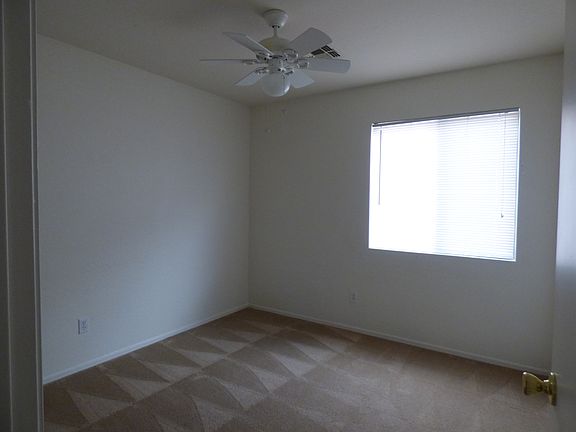 3rd image of 10002 W Miami St