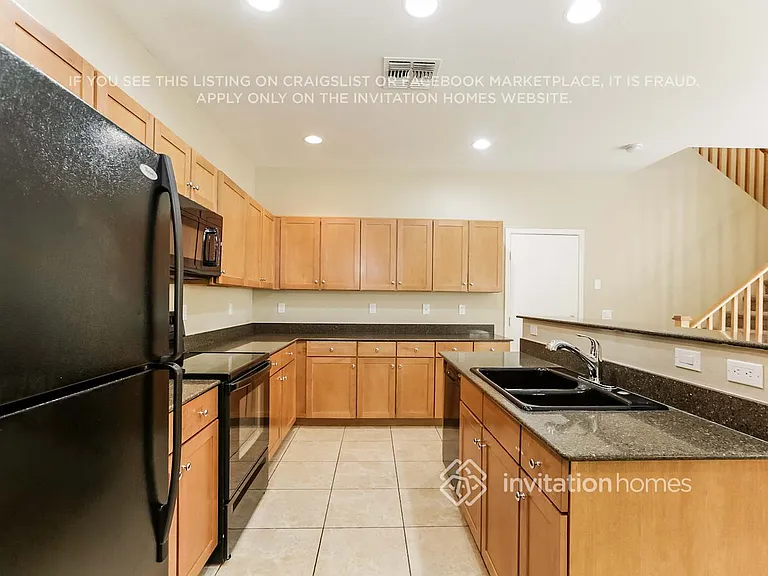 5816 E Hoover Ave — Photo 6