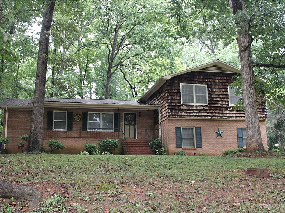 1st image of 311 Hollingswood Dr