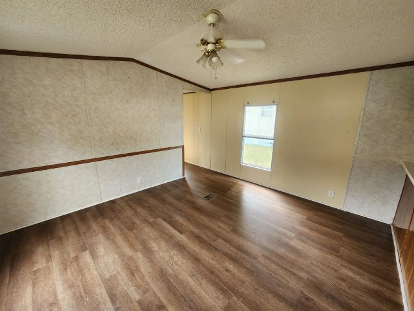 Welcome home to 42 Wilma Lane, Conway, Little Rock for rent - ** Move in Special - Zero Deposit O... — Photo 4