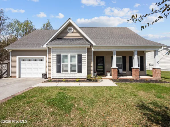 205 Low Country Lane, Swansboro, NC 28584