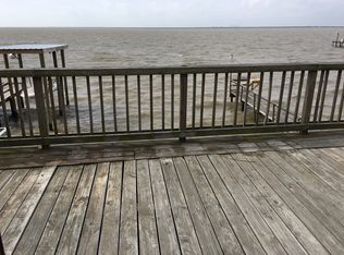 2322 Bay Oaks Harbor Dr, Baytown, TX 77523