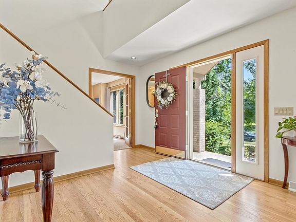 4th image of 7126 New Washburn Way
