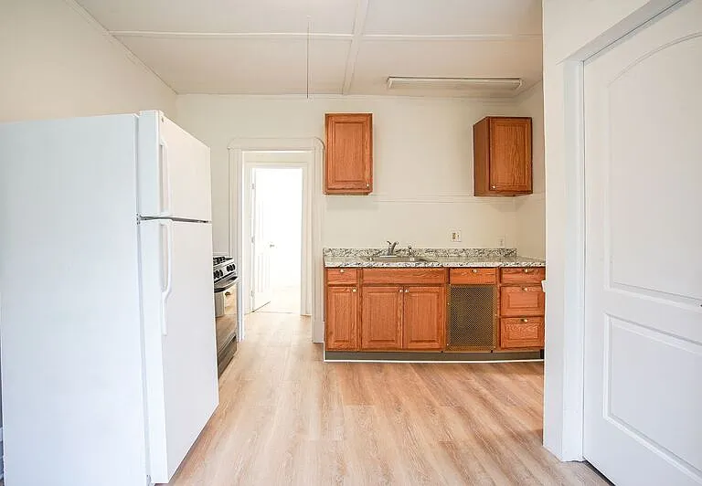 57 Newman St #3 — Photo 2