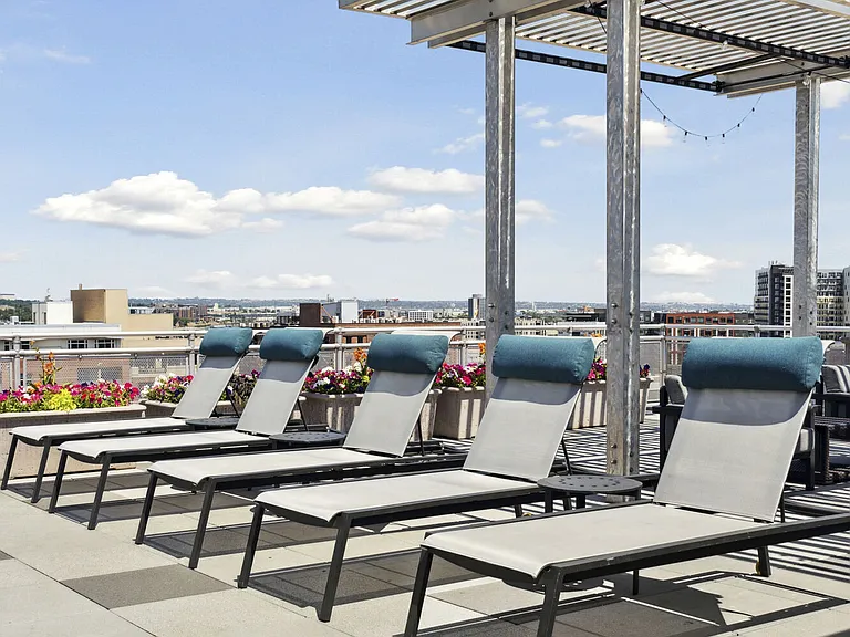 Premier Lofts — Photo 7
