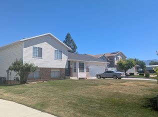 1188 W 1700 N, Clinton, UT 84015