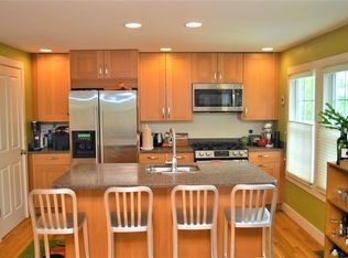 492 Medford St, Somerville, MA 02145