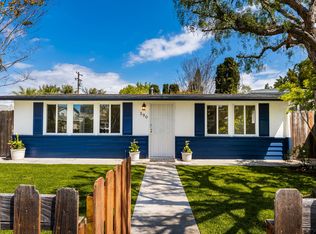 390 Rochester St, Costa Mesa, CA 92627