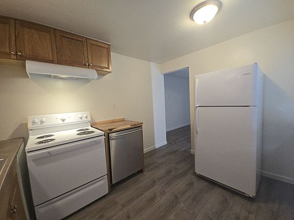3rd image of 4114 S M St APT B