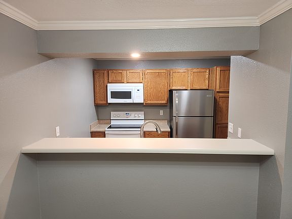 4th image of 4107 Medical Dr #7