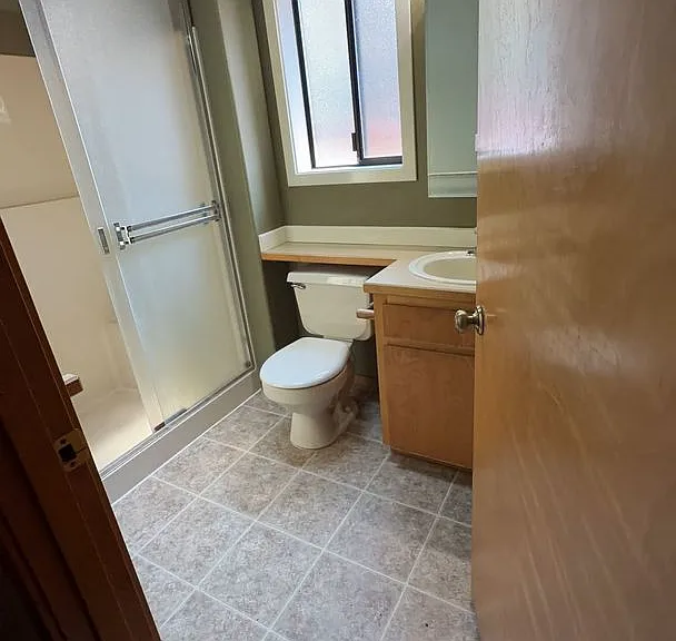 2741 NE Laramie Way — Photo 14