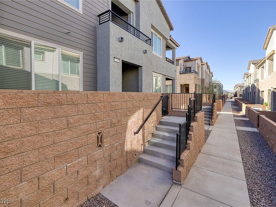1st image of 1548 Maria Crossing Ave