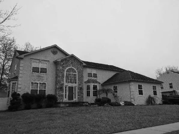 7 Thorobred Rd, Egg Harbor Township, NJ 08234