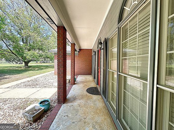 5th image of 423 Gabbettville Rd