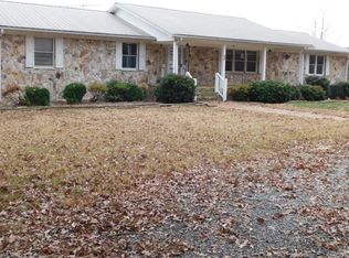 573 Bringle Ferry Rd, Denton, NC 27239