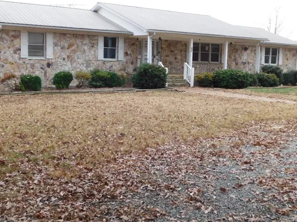 573 Bringle Ferry Rd, Denton, NC 27239