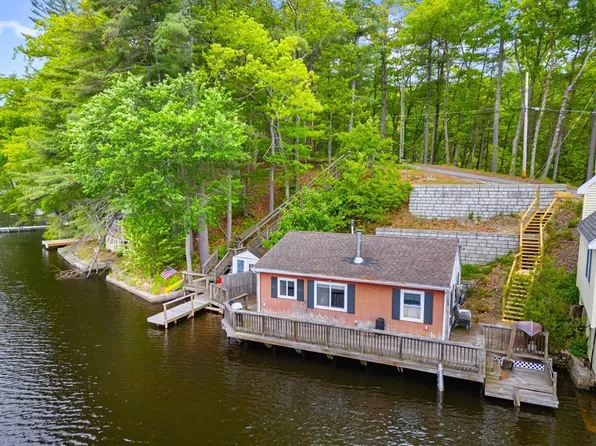 49 Boat House Rd, Groton, MA 01450