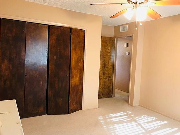 2nd bedroom closet