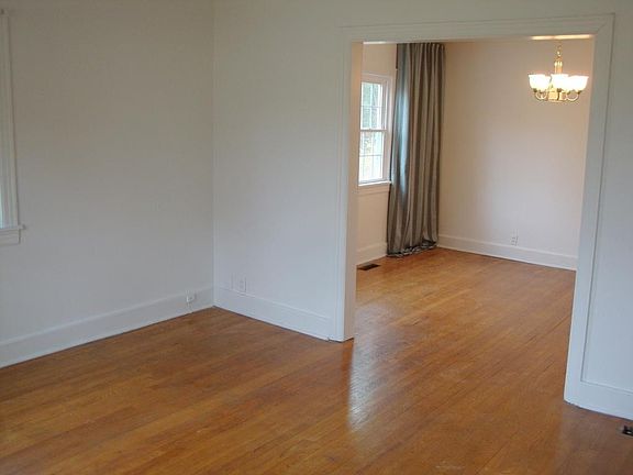2nd image of 1407 Veterans Pkwy