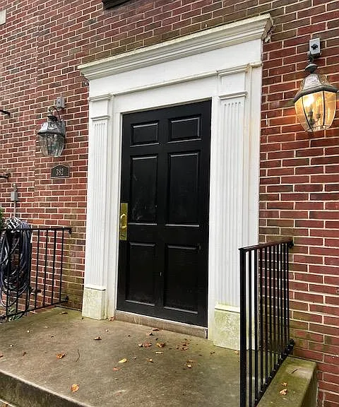 382 Homeland Southway #2A — Photo 2