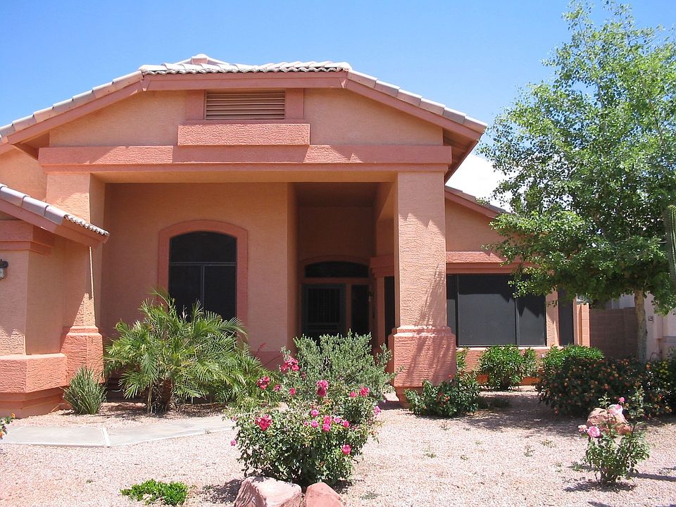 2nd image of 219 S Golden Key Dr