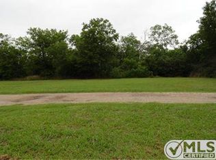 712 N Commerce St, Kemp, TX 75143