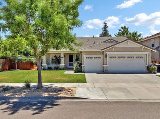 1764 W 4th St, Ripon, CA 95366