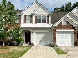 8214 Drakeview Ct, Charlotte, NC 28270