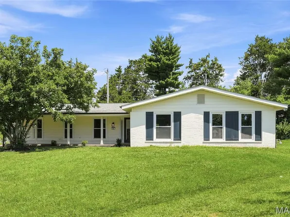 107 Little Hill Ct, Ballwin, MO 63011