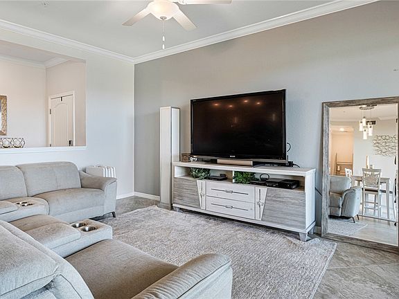 5th image of 11777 Grand Belvedere Way SE #101