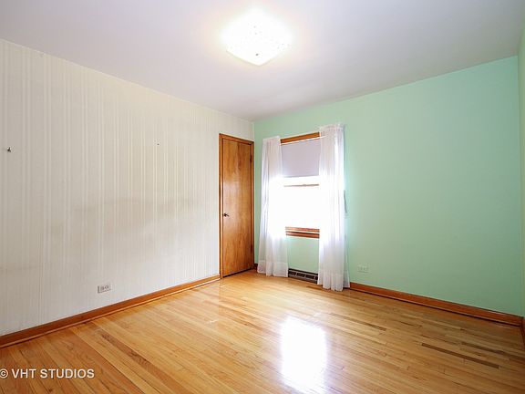 5th image of 9136 S Central Park Ave