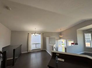 11523 75th Ave #1A, Grande Prairie, AB T8W0J4