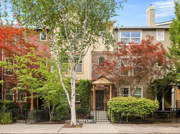 5999 NE Alder St, Hillsboro, OR 97124