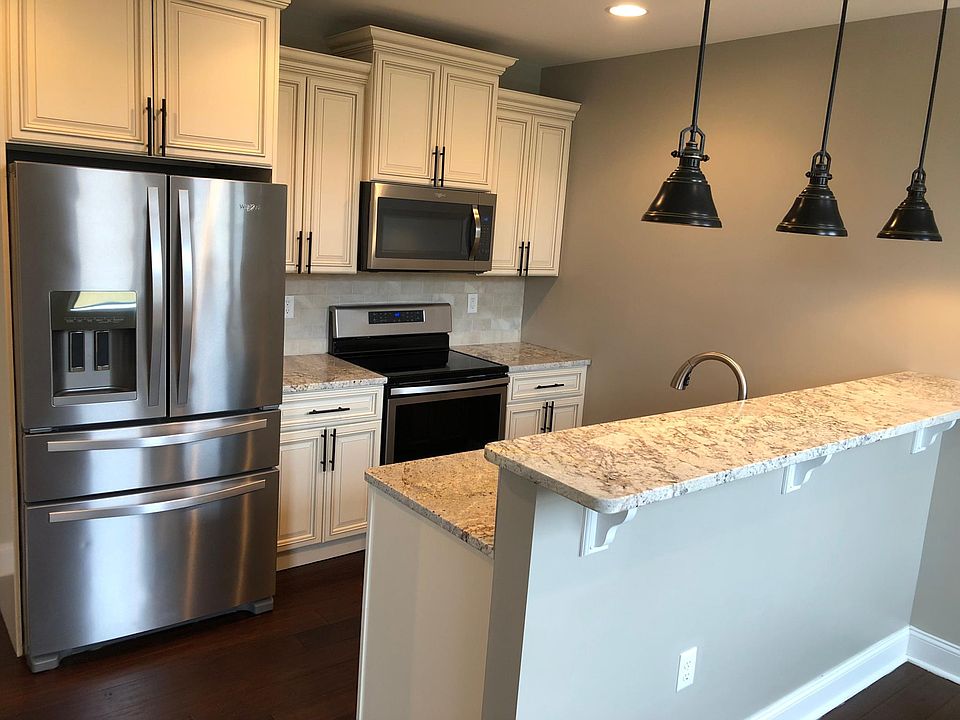 1st image of 11 W Market St #405