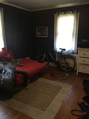 Rented by Metropolis International Realty Inc. | media 17