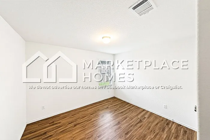 3416 Pauling Loop — Photo 21
