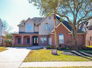 5835 Stratford Gardens Dr, Sugar Land, TX 77479
