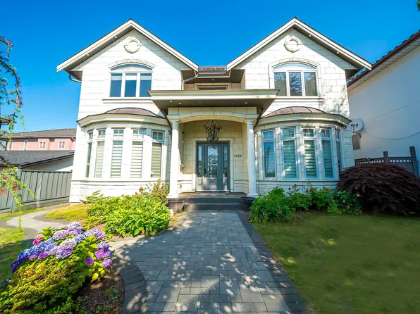 7525 13th Ave, Burnaby, BC V3N 2E3