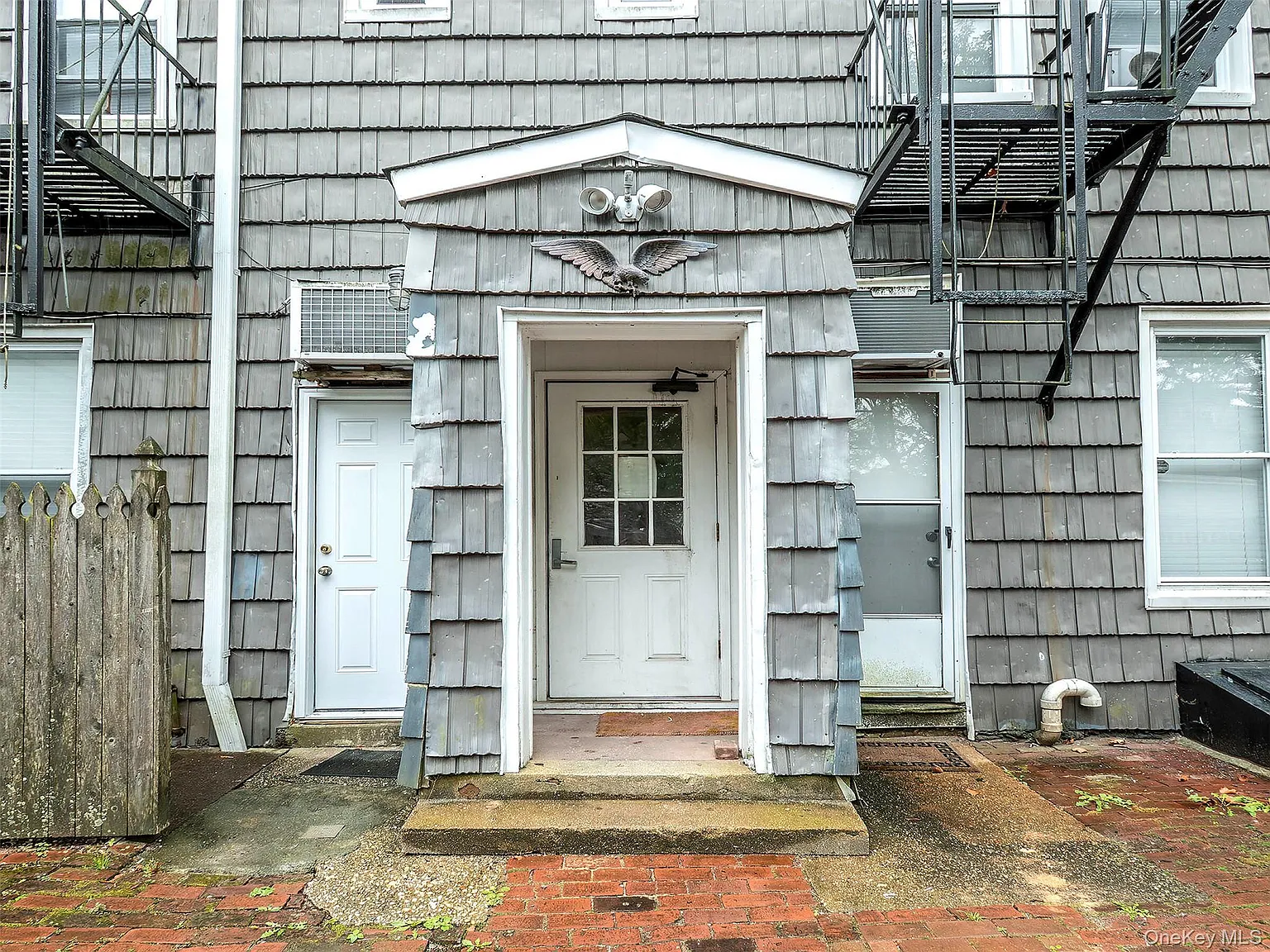 1 bed, 1.0 bath, 300 sqft, $2,250 — Photo 2